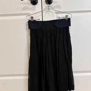 Yves Saint Laurent YSL Black A-Line Skirt size women’s Medium tulle with pockets